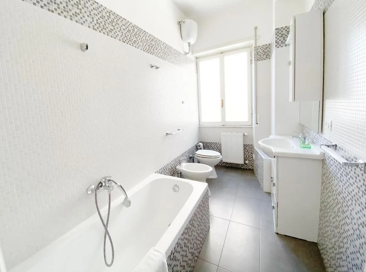 Bright Apartment Francesca Near Trastevere Rome